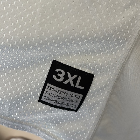 Nike Athletic Men’s Team Defender Football Jersey, 3XL, White - Picture 3 of 5